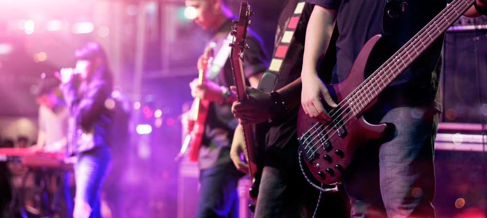 guitarrista en el escenario para fondo